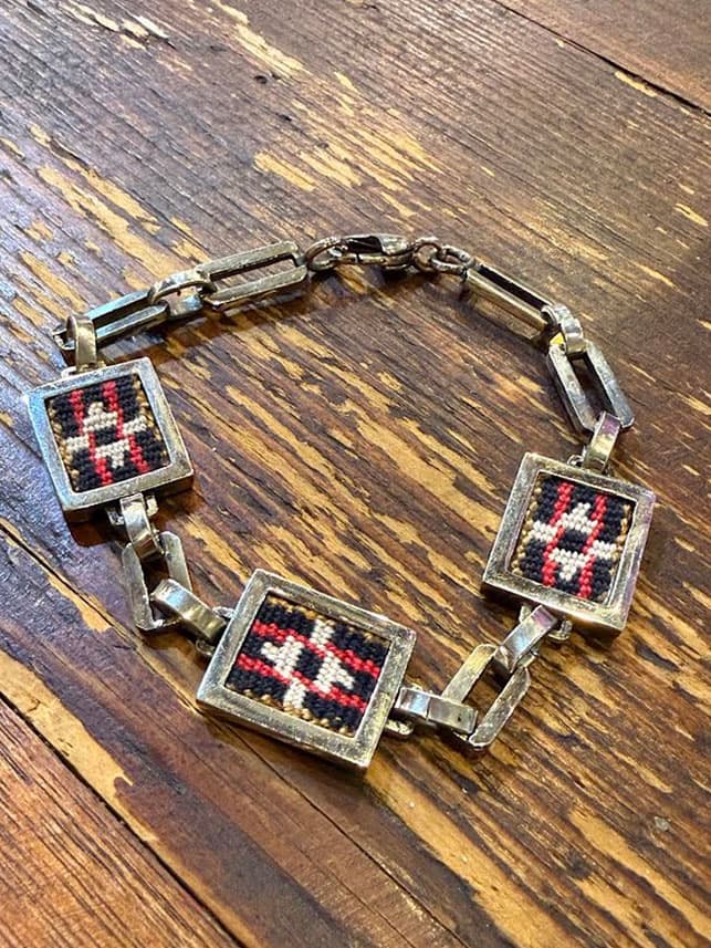 Pulsera cajita