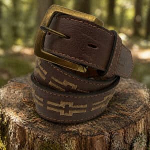 Cinturón de búfalo bordado entero