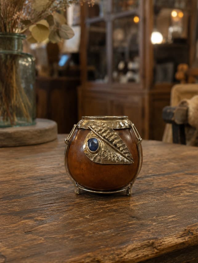Mate bajo de calabaza con piedra